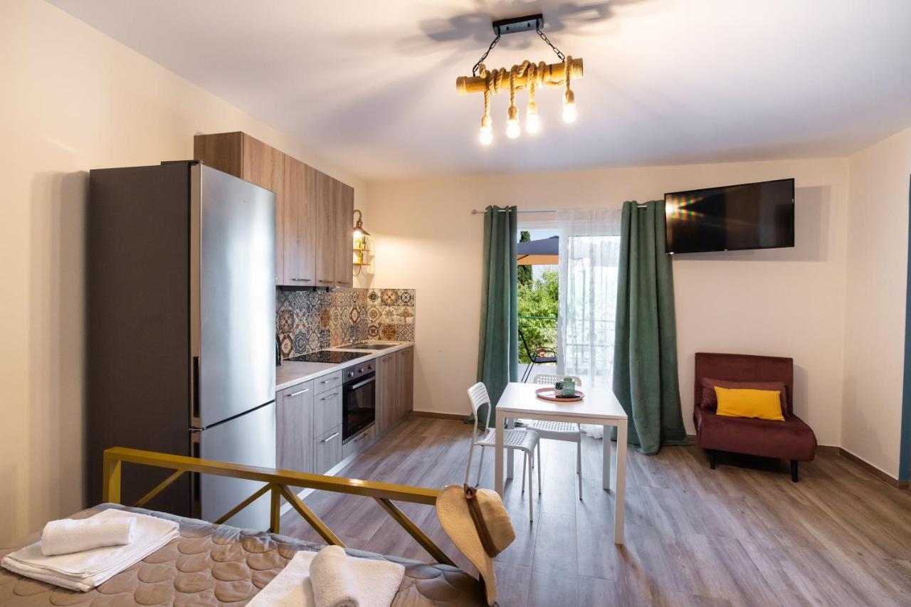 Casa De Blue Apartment Karia  ภายนอก รูปภาพ