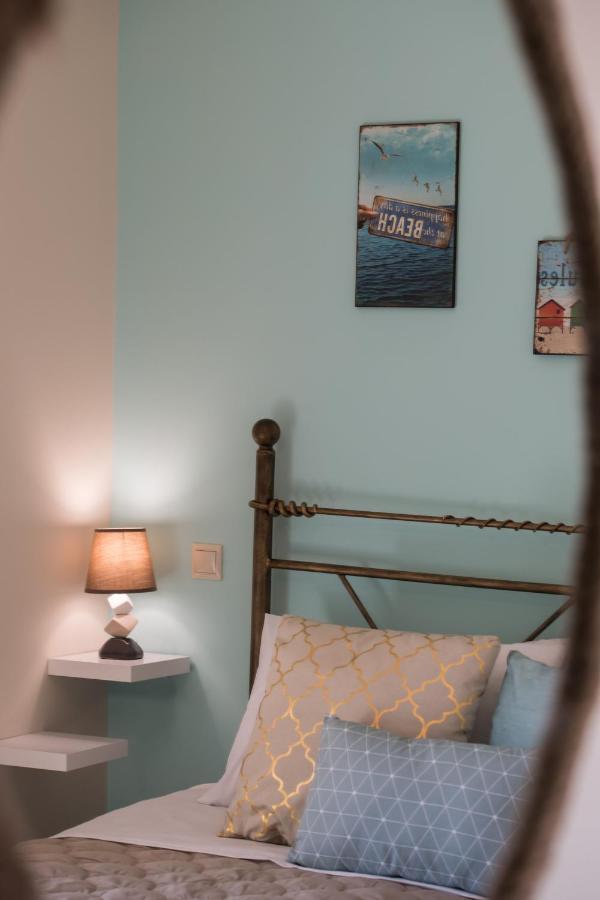 Casa De Blue Apartment Karia  ภายนอก รูปภาพ